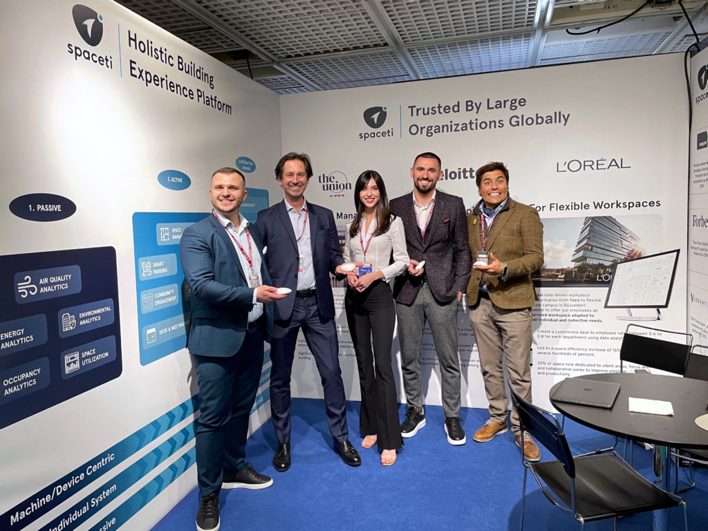 Spaceti team at the MIPIM 2022: Max Verteletskyi, Jérôme Spanek, Maria Boichenko, Vasyl Bulyna, Jorge Gutiérrez.