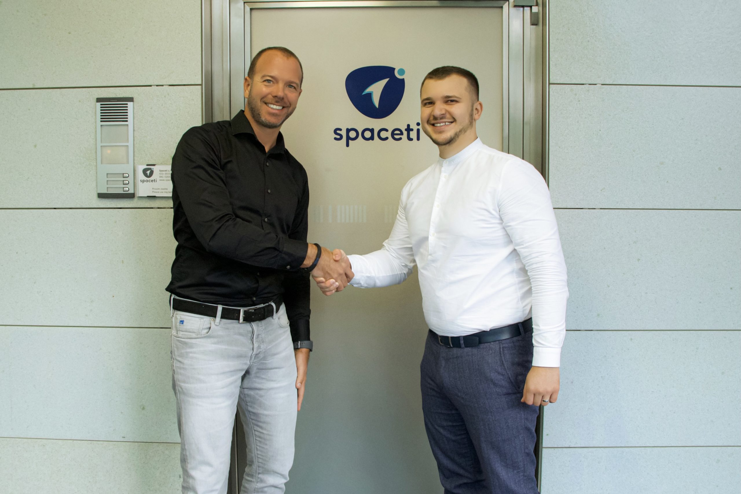 Spaceti and Ysmart team